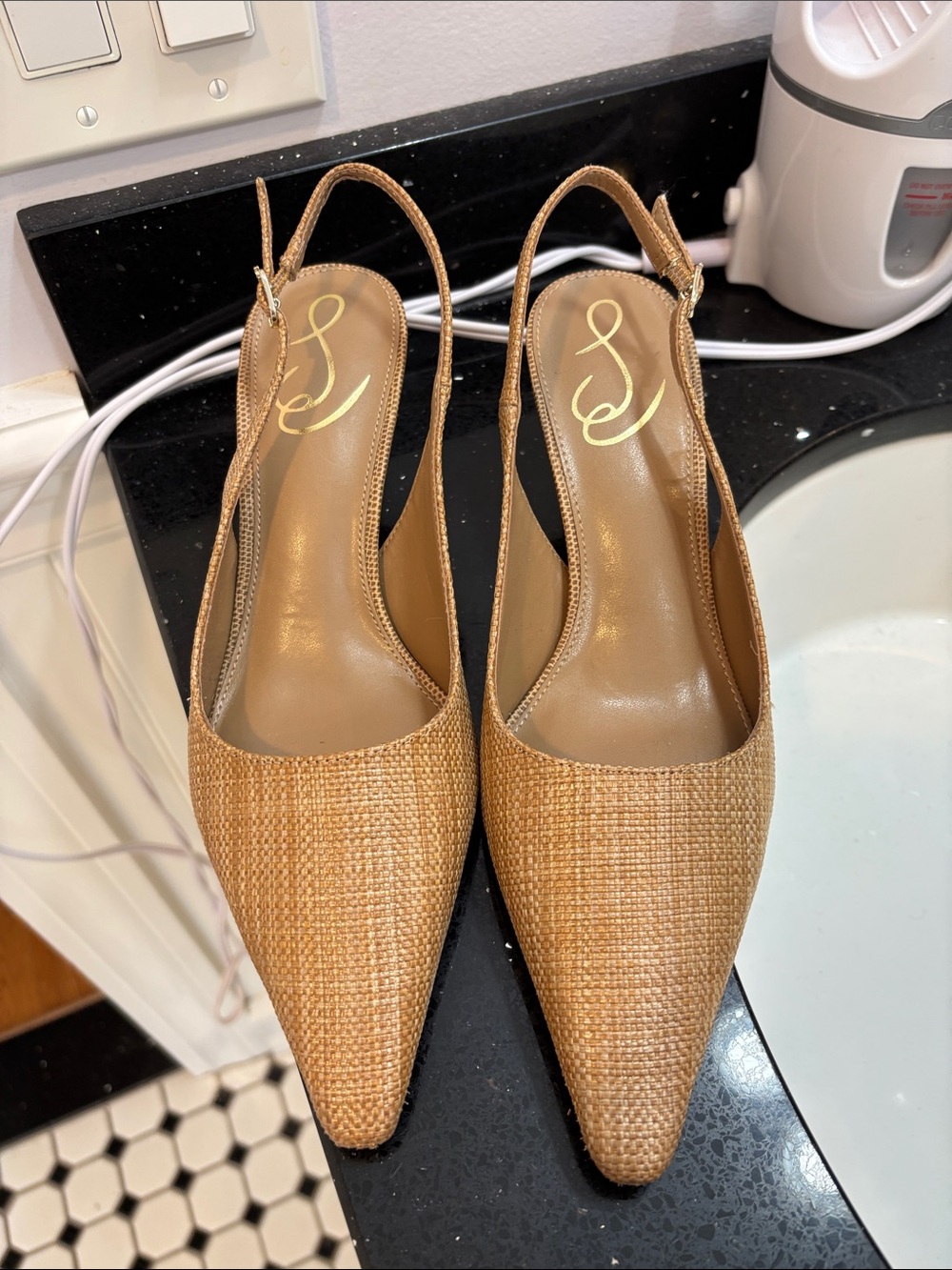 NWOT Women's Tan Slingback Pointed-Toe Pumps